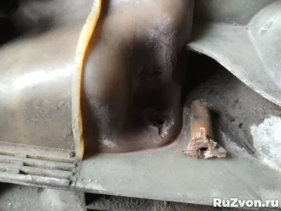Ремонт радиатора расширительного бачка грузового автомобиля фото
