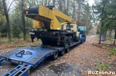 Трал. Аренда трала до 70 тонн. Профессиональные перевозки фото