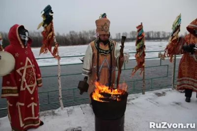 Гадания на картах таро и обучение Бесплатно  Гадание на карт фото