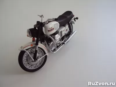 Мотоцикл MOTO GUZZI V7 SPECIAL фото 2