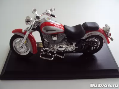 Мотоцикл Maisto YAMAHA 2001 Road Star фото 1