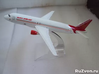 Модель самолёта Indian Airlines Airbus A 320 Airways фото 4