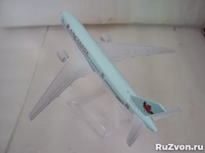 Модель самолёта Air Боинг 777 CANADA фото 3