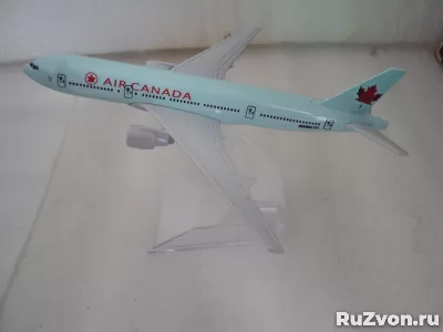 Модель самолёта Air Боинг 777 CANADA фото 4