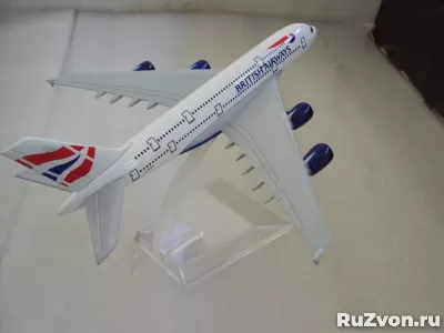 Модель самолёта BRITISH AIRWAYS A380 фото 3