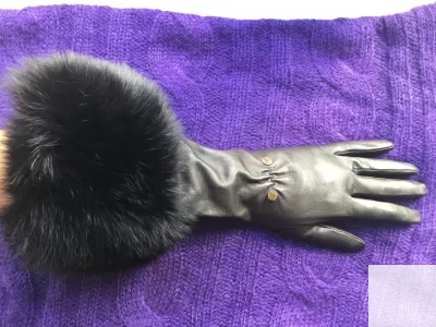 Перчатки новые versace италия кожа черные мех лиса песец дво фото 2